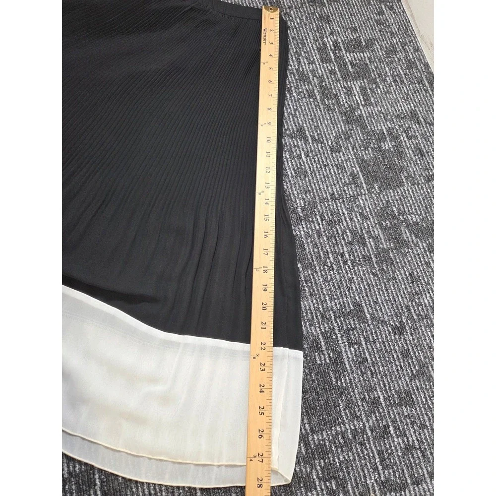 Worthington‎ Pleated Skirt Women Small Black White Colorblock Midi NWT